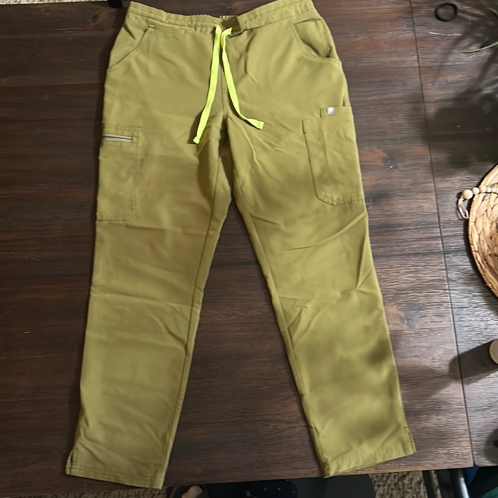 Figs scrub pants